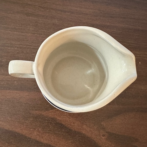 VTG ESTATE Creamer Blue Ceramic Gravy Boat with Saucer - Picture 6 of 10